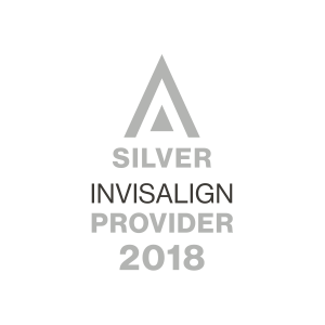 Award badge: Silver Invisalign Provider 2018